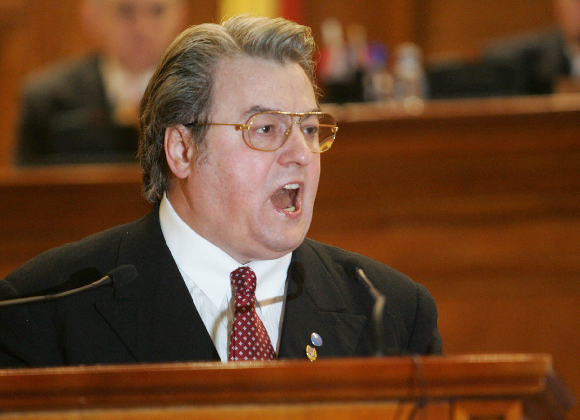 Klaus iohannis wife picture