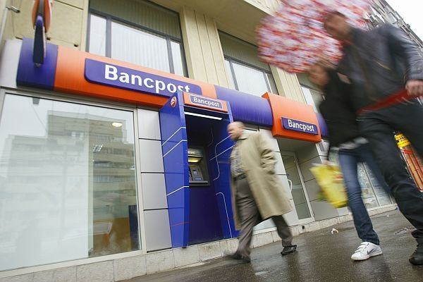 George Bernard Grandpa commit Economica.net - Banca Transilvania a cumpărat Bancpost - Economica.net