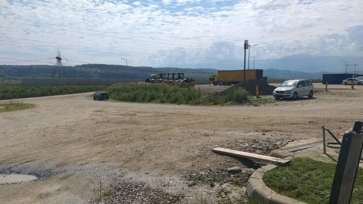 FOTO – VIDEO Moment important al lucrărilor de pe autostrada Sibiu - Pitești. Se va turna primul strat de asfalt foto – video moment important al lucrărilor de pe autostrada sibiu - pitești. se va turna primul strat de asfalt