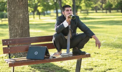 corporatist angajat bere parc autorităţile publice