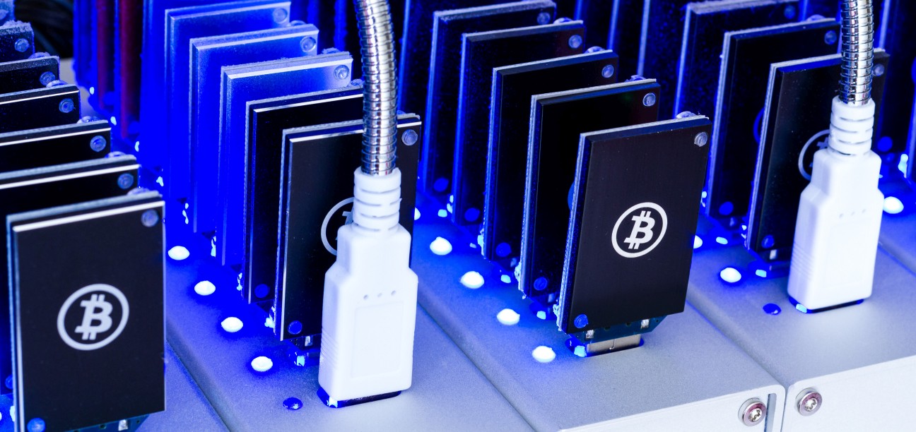 Cât costă să minezi Bitcoin și Ethereum în România față de restul lumii -  Economica.net