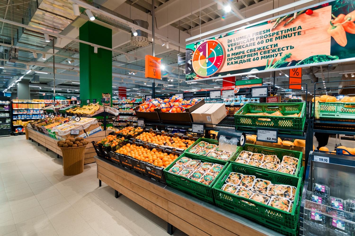 Kaufland oferă salarii de la 3.500 de lei brut pentru