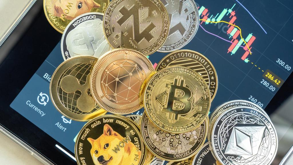 1000 de investiții în bitcoin în 2023