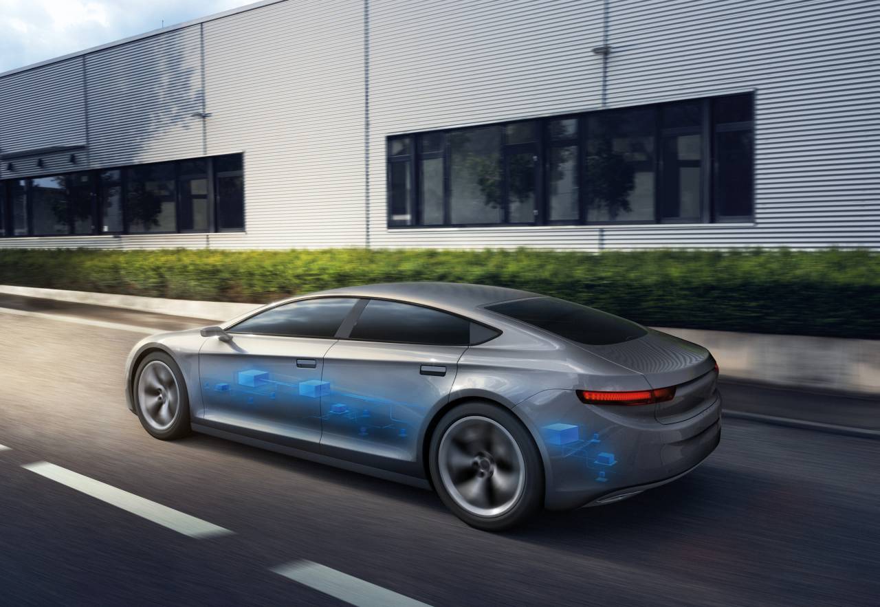 Premieră mondială Bosch la CES 2024: Funcțiile de infotainment și de asistență a șoferului, pe un singur computer