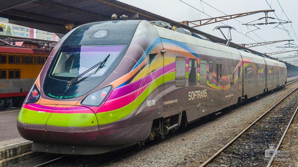 Softronic va moderniza locomotivele CFR Călători. Primește un credit de ...