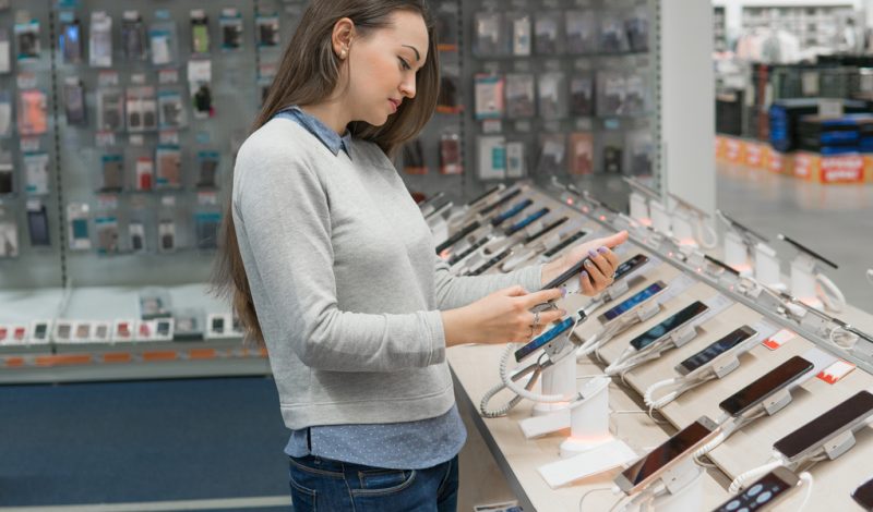 Piața smartphone-urilor recondiționate generează venituri de zeci de milioane de dolari, dar se dezvoltă mai lent decat previzionat din cauza lipsei stocurilor