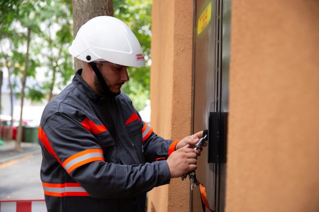 Reţele Electrice România (PPC) implementează un sistem de peste 135 milioane de lei de digitalizare a reţelei de distribuţie