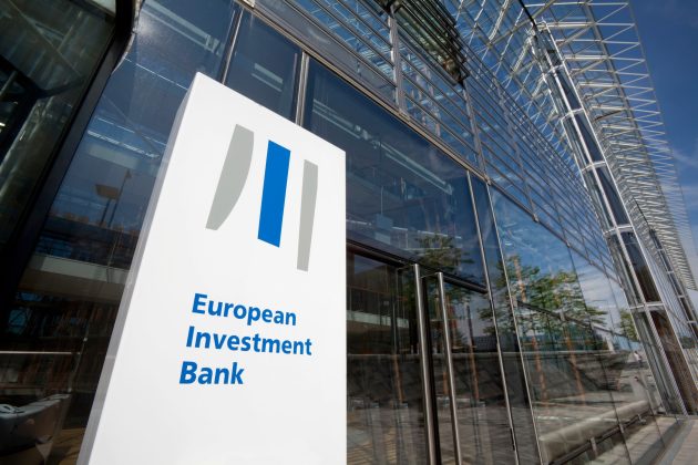BEI şi-a majorat semnificativ investiţiile în apărare anul trecut