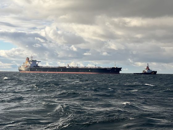 Sancțiunile asupra Lukoil și Rosneft: 50 de vapoare încărcate cu petrol rusesc nu au acum o destinație