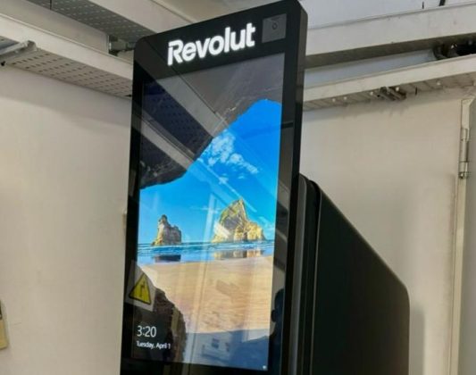 Anunț pentru toți clienții Revolut: Evitați să mai faceți asta! Ce pași trebuie urmați dacă ați căzut în capcană