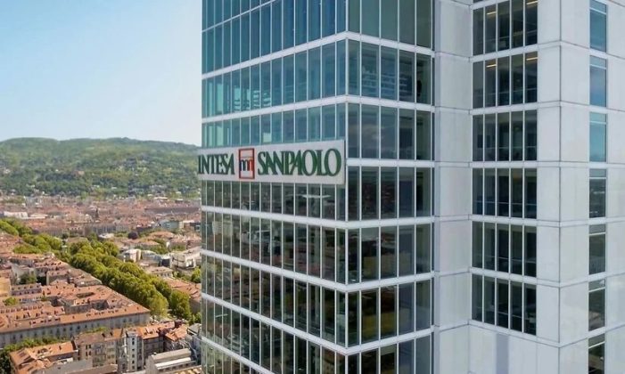 Intesa Sanpaolo raportează pentru trimestrul întâi din 2025 un profit net record de 2,6 miliarde de euro