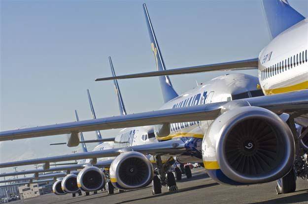 Ryanair îmbunătăţeşte previziunile anuale privind numărul pasagerilor