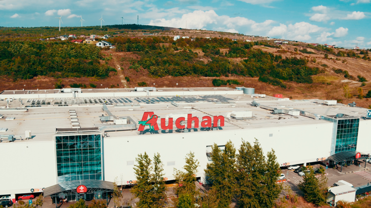 Un bucureștean a plasat o comandă de 67.000 de lei, la Auchan. Ce vânzări are magazinul online al francezilor