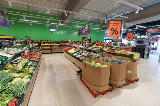 Șeful mare al Kaufland și Lidl a fost în birou la Bolojan. Despre ce s-a discutat