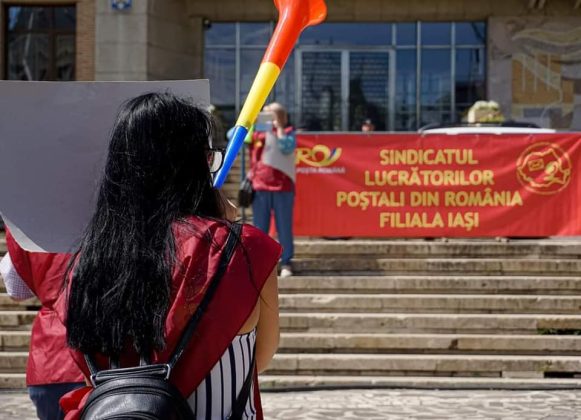 Sindicatele acuză conducerea Poştei Române după ce compania a fost inclusă pe lista privind posibila listare la bursă