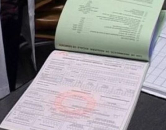 Pensionarii cu pensii peste 3.000 de lei au adus 1,8 miliarde de lei la Fondul Sănătăţii în 2025, efect direct al eliminării excepţiei de la plata CASS prin Legea 141. Deficit de 58 de ori mai mic în 2025 – analiză