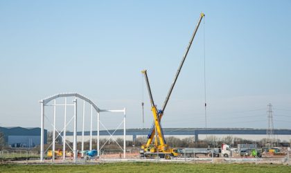 Fabrici, constructii