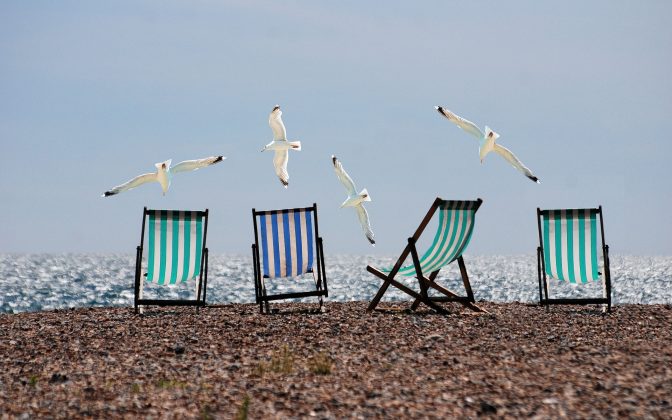 Peste 85 de miliarde de lei pentru vacanțele românilor, protecție din asigurări. În fiecare oră, doi turiști folosesc polița de călătorie