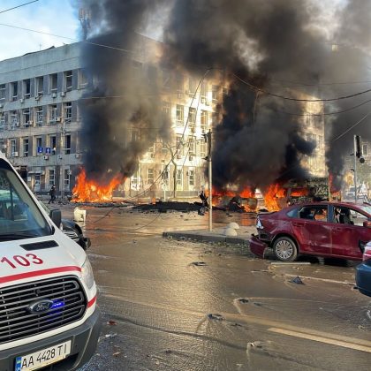 Cel puţin 15 morţi în urma unor noi atacuri aeriene ruseşti la Kiev şi în împrejurimi