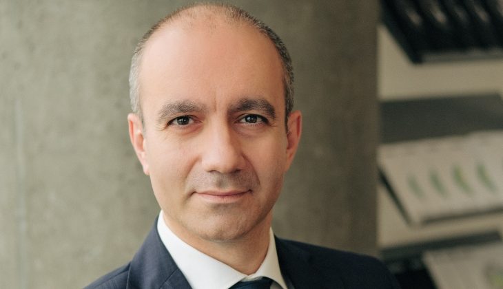 CFO europeni mai pesimiști, pe fondul incertitudinilor geopolitice și al presiunii costurilor