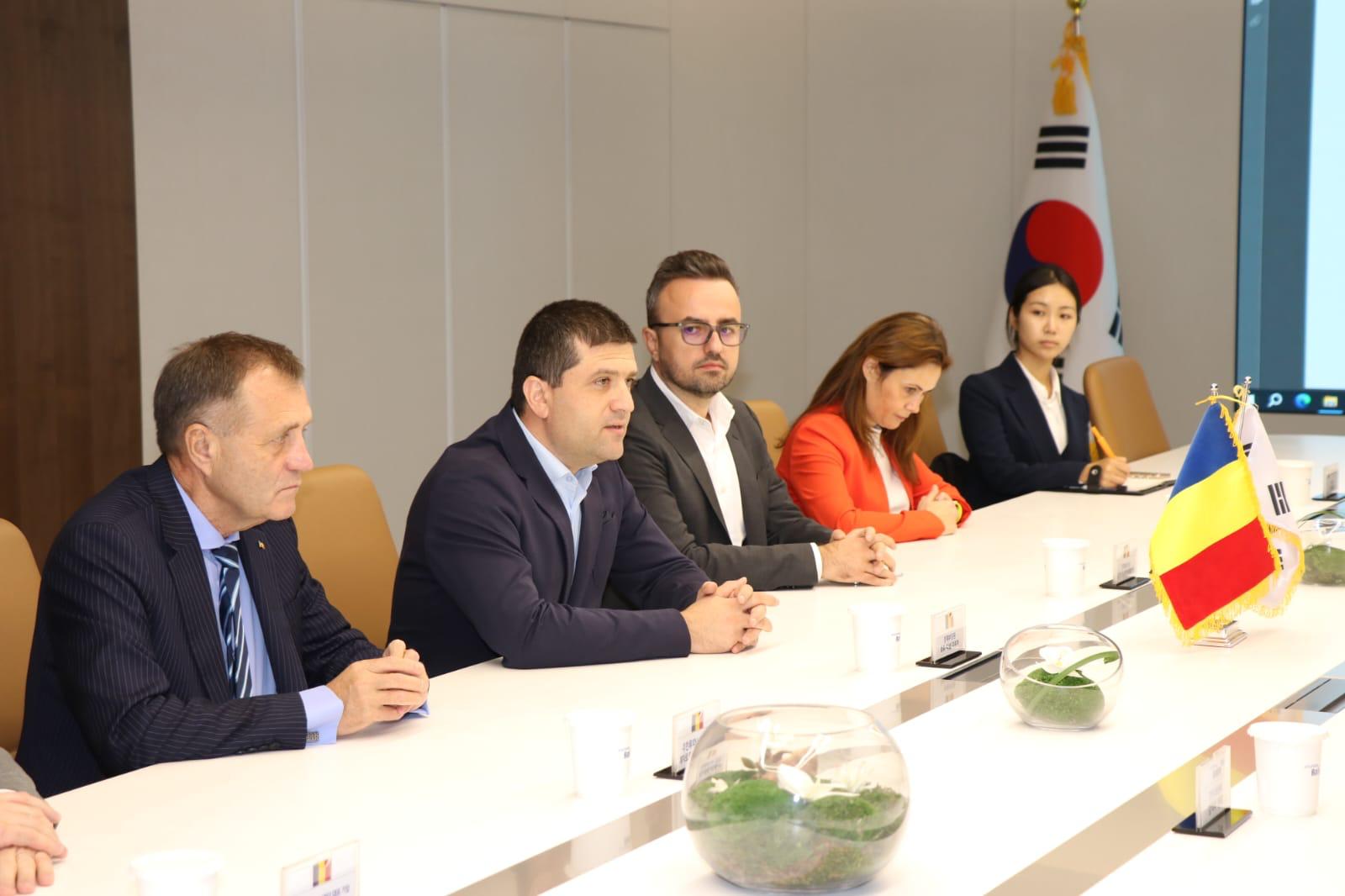 O nouă fabrică de blindate în România: Hanwha Aerospace începe