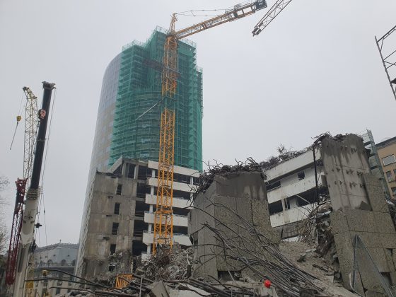 Demolare istorică în București – Câți bani va înghiți noua clădire de birouri care a fost sediul Bancorex, cumpărată de AFI