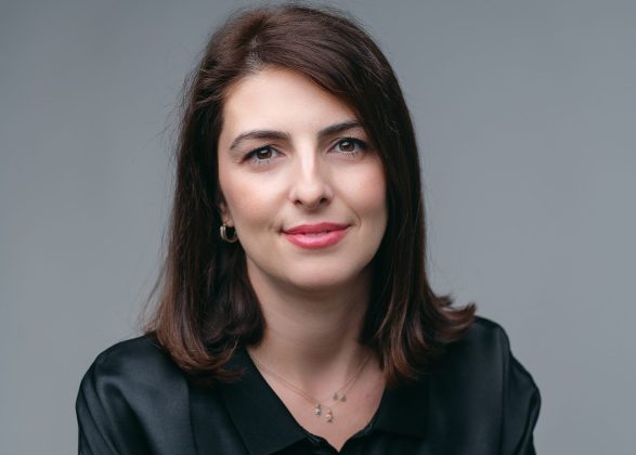 Asigurările property și noile tendințe din piață: de la IMM-uri la parcurile fotovoltaice. Creșterile sunt de două cifre anual pentru UNIQA pe segmentul asigurărilor de sisteme fotovoltaice