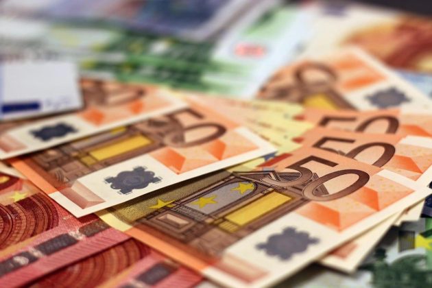 Ucraina cere Ungariei să îi restituie fondurile şi lingourile de aur confiscate