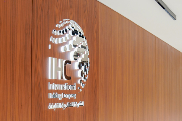 Un nou ofertant mare, IHC din Abu Dhabi, a apărut pe lista giganților interesați de achiziția activelor globale ale Lukoil
