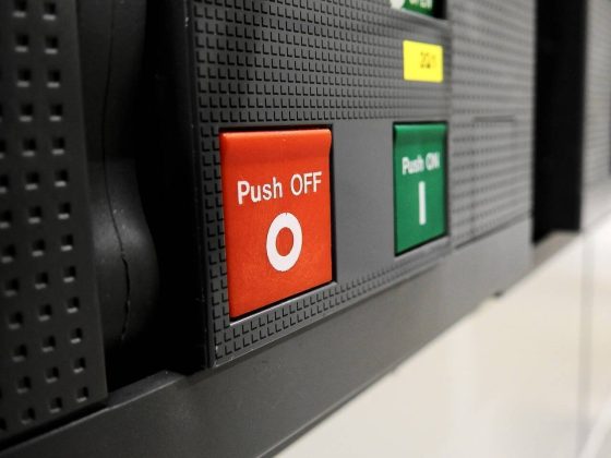 Câți bani imi dai ca să sting lumina? ANRE a aprobat regulamentul pentru serviciul de flexibilitate a consumului