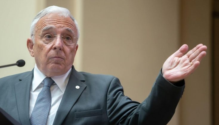 Mugur Isărescu: Dacă creşterea economică înseamnă din nou facilităţi fiscale pe 10-20 de ani, eu personal nu o susţin
