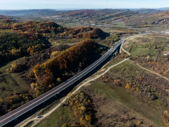 FOTO Autostrada A1 Sibiu – Pitești: Porr a finalizat 11 din cele 12 poduri ale secțiunii 4