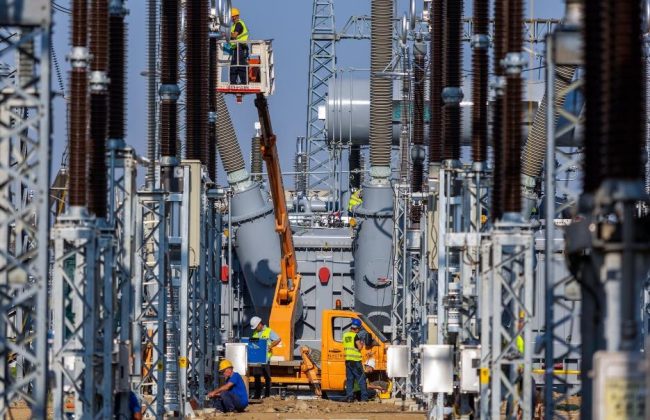 Românii de la Electromontaj au finalizat modernizarea staței București Sud a Transelectrica