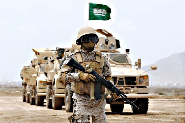 Arabia Saudită a lovit orașul port Hodeida din Yemen controlat de rebelii Houthi. Aceștia au promis răzbunare