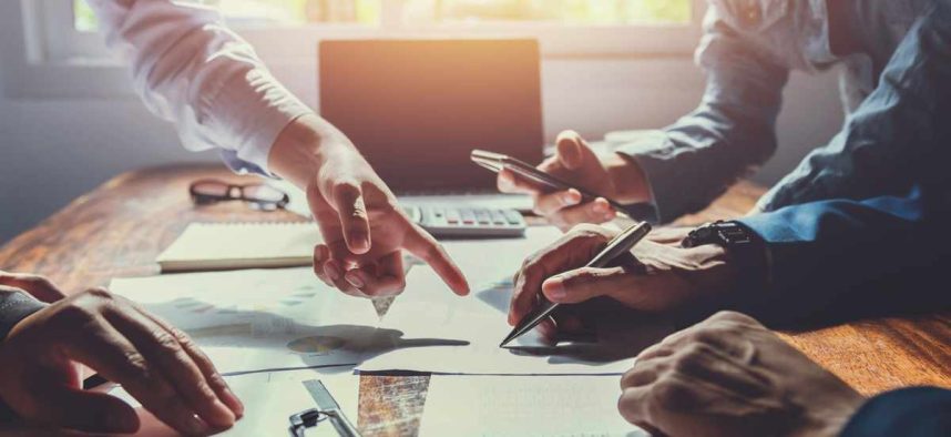De ce sunt respinse în instanță cererile creditorilor români pentru deschiderea procedurii secundare de insolvență în România pentru societăți străine cu sucursală la noi. Soluții