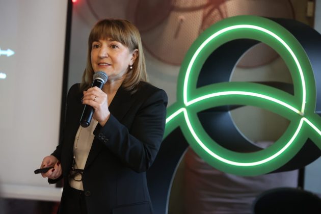 La ce valori ajung cele mai mari investiții personale și cele mai încasări ale clienților business ai Salt Bank. Cât cheltuie românii pe gaming, în cafenele sau pe biletele de avion?  