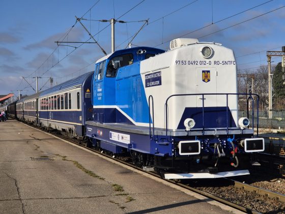 FOTO „Tesla de Brașov”: A șasea locomotivă pe baterii realizată pentru CFR Călători prin PNRR efectuează ultimele teste