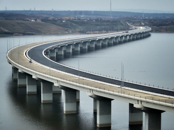FOTO Autostrada Transilvania: Lotul Suplacu de Barcău – Chiribiș a ajuns la un stadiu de peste 60%