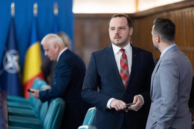 Social-democrații critică în termeni tari programul de guvernare propus de Sigfried Mureșan. Pentru Rogobete este o rușine, iar pentru Intotero o înșiruire de intenții frumoase