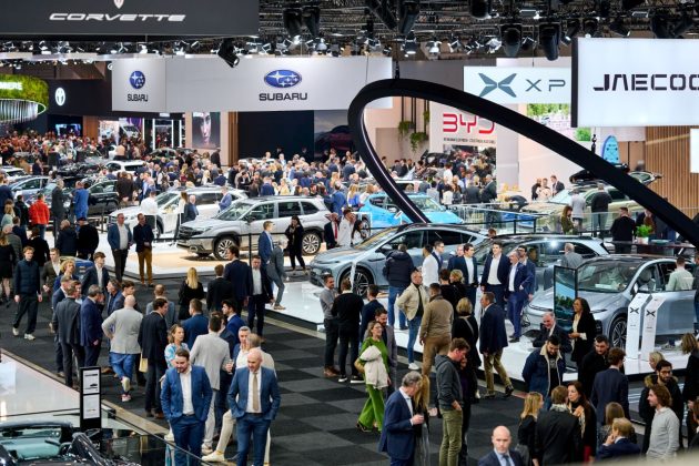 Salonul Auto de la Bruxelles îi ia locul celui de la Geneva. Numărul de expozanți crește major