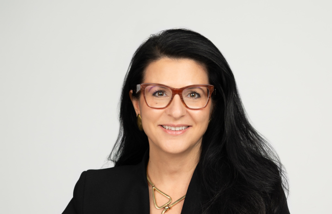 Lavinia Ivas preia funcția de CEO al distribuitorului de aparate auditive Clarfon