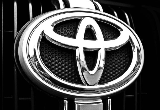 Toyota raportează majorarea profitului trimestrial, în urma vânzărilor solide de vehicule şi a deprecierii yenului
