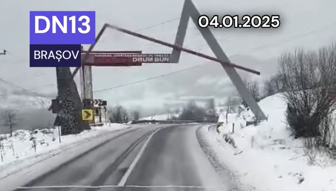 Ninge în continuare în Harghita și Mureș. DRDP Brașov acționează cu peste 100 de utilaje de deszăpezire