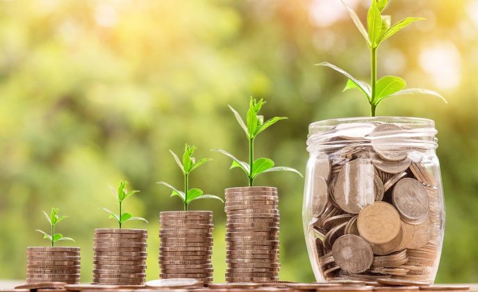 Premieră. Cum poate deveni România capitala „banilor verzi”. Ce sunt finanțele sustenabile și cum tratează românii piețele viitorului