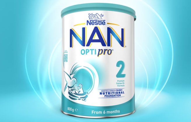 Nestle retrage de la comercializare mai multe loturi de lapte praf pentru sugari în Europa