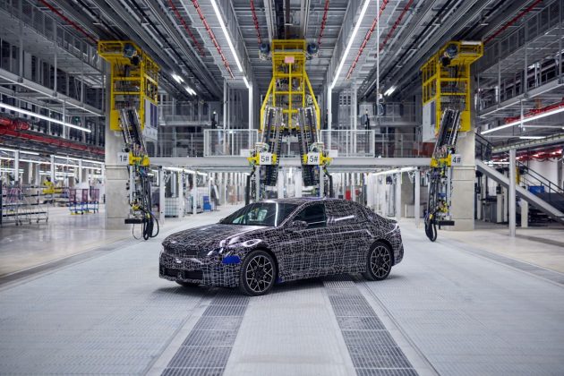 Uzina BMW din Munchen la ultimele teste. A fost asamblat primul BMW i3 din generație Neue Klasse