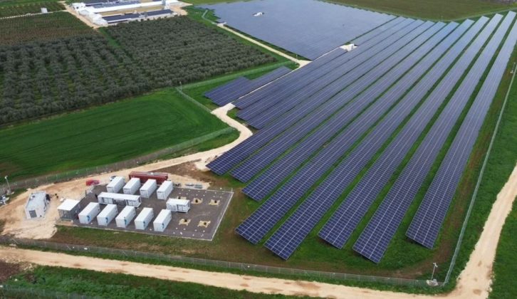 Foto baterie 726x420 - NewsFactor