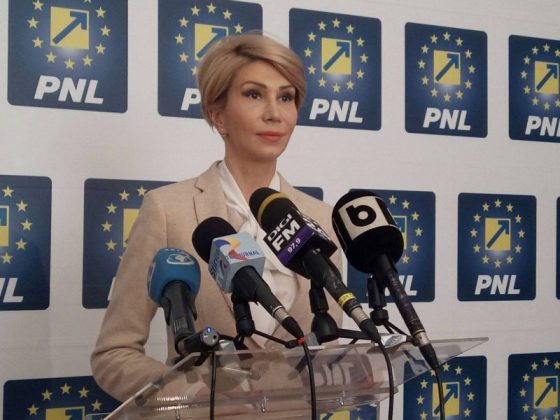 Raluca Turcan îl acuză pe şeful statului de „intervenţie brutală” în partid prin nominalizare lui Veştea