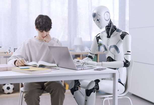 Care este relaţia adolescenţilor din România cu inteligenţa artificială – Cum folosesc elevii AI (sondaj World Vision)