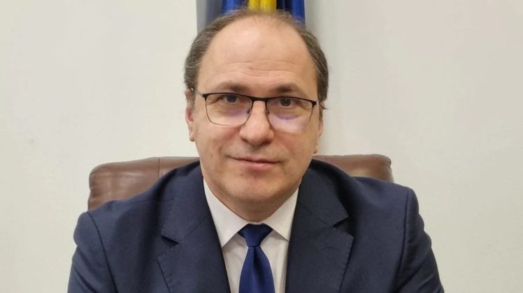 4.615 candidaţi au promovat proba de evaluare a competenţelor din cadrul concursului pentru directori și directori adjuncți, anunță ministrul Educației Mihai Dimian